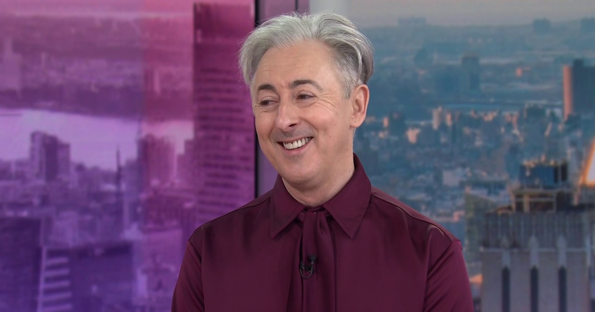 Alan Cumming Shares His Hot Takes on Men’s Fashion