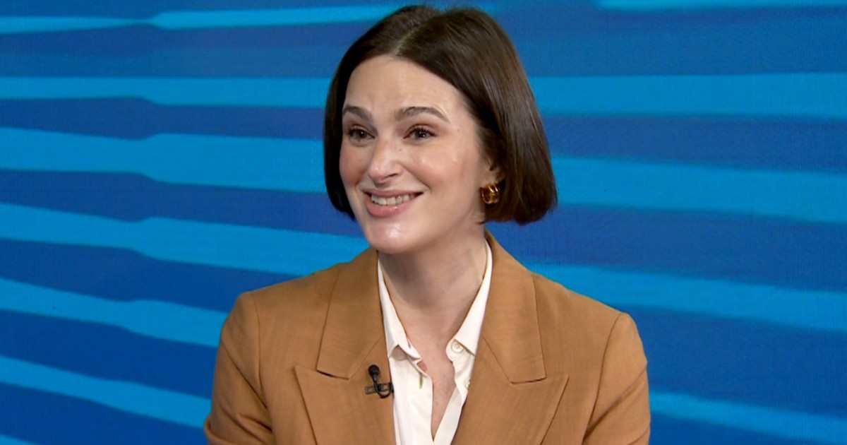 Elizabeth Day on ‘How to Fail’ Pod, Redefining Imperfection, More