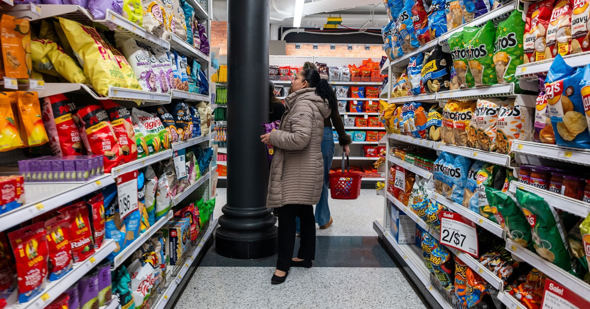 How to Streamline Your Grocery Shopping — While Saving Money