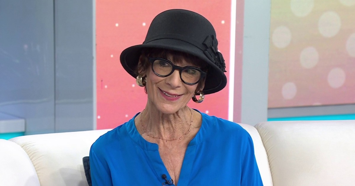 Meet 'The Savvy Senior' Helping Older Adults Become Tech Experts