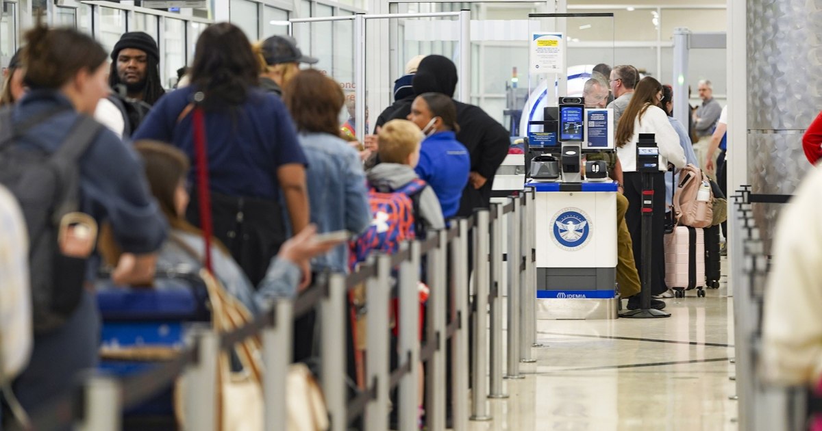 Tips to Navigate Airport Travel Chaos and Long TSA Security Lines