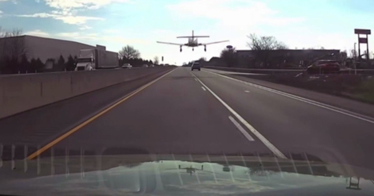 A small plane was forced to make an emergency landing on a busy highway in Pennsylvania. #SundayTODAY