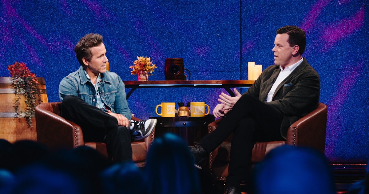 Ryan Reynolds and Willie Geist Talk Dads With Parkinson’s Disease