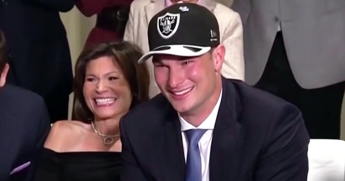 Fernando Mendoza Selected as Raiders No. 1 Pick at NFL Draft