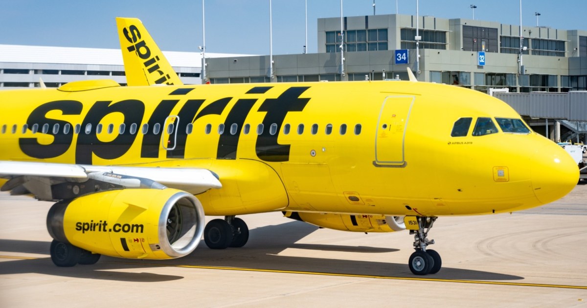 Frustration and confusion are growing for Spirit passengers, after the budget airline abruptly shut down early Saturday morning. @KathyParkNBC has the latest for #SundayTODAY.