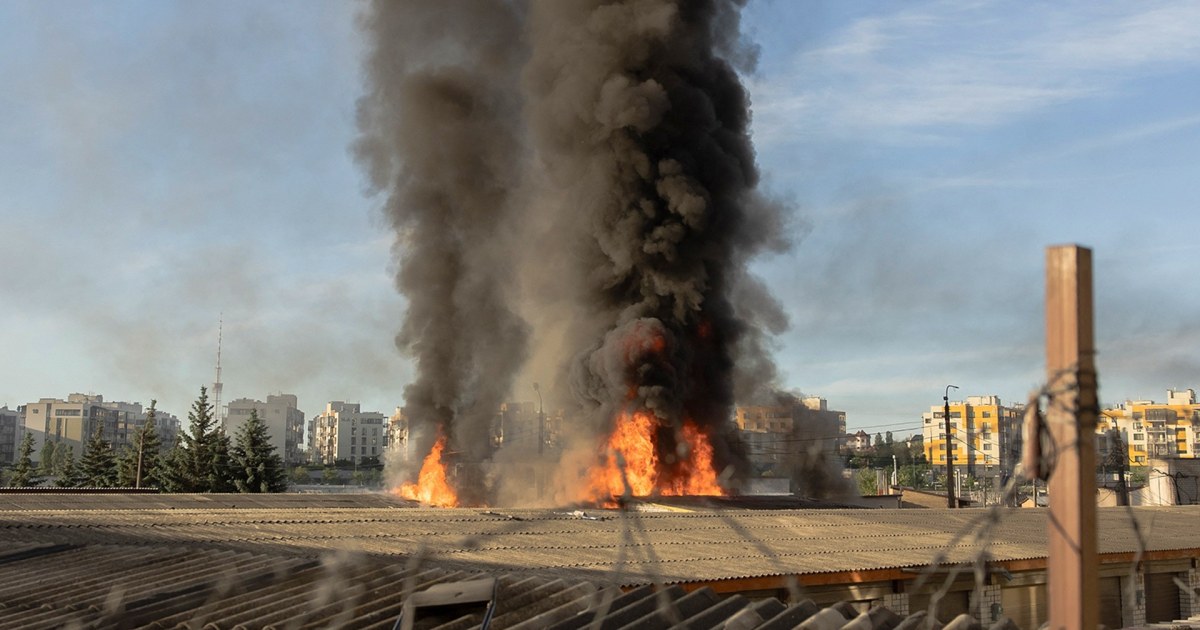 Russian Launches Deadly Strike on Ukraine, Killing at Least 16