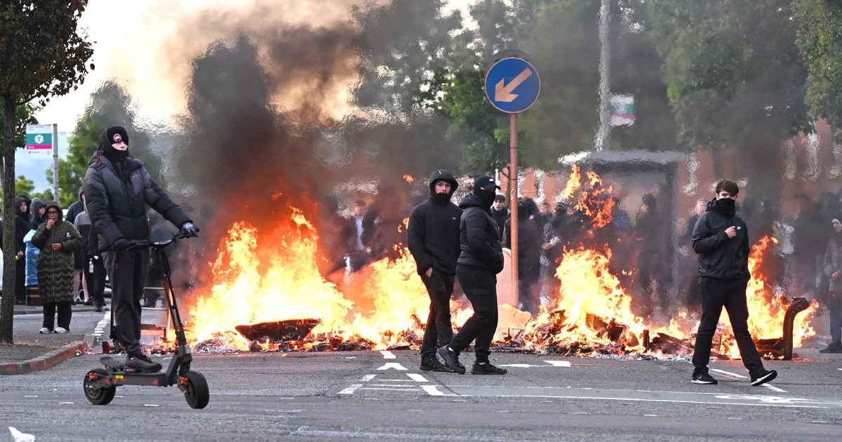 Violent Anti-Immigration Protests Erupt Across Northern Irel