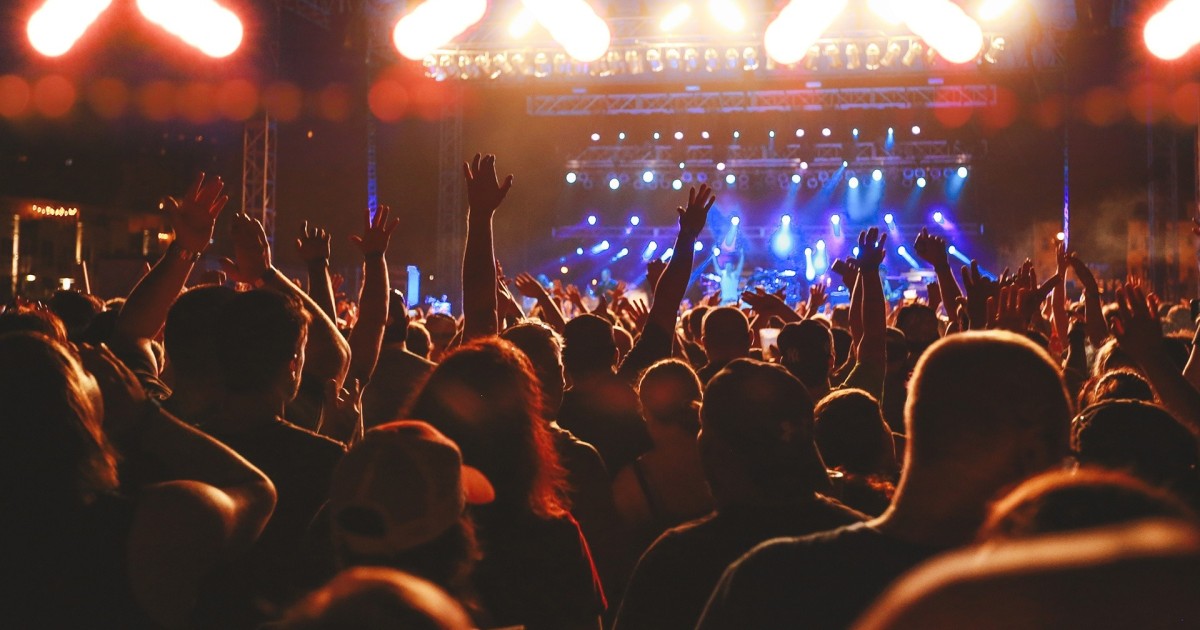 Are People Really Wearing Diapers to Concerts?