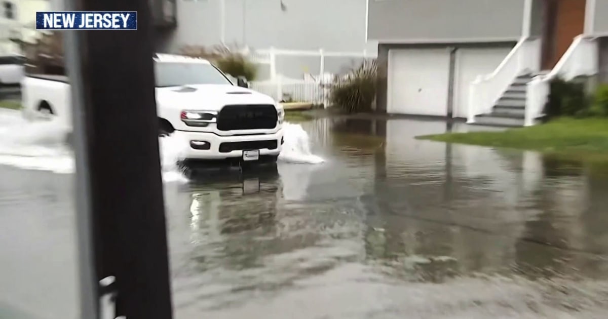 More Storms Flood New Mexico; East Coast Braces for Nor'easter