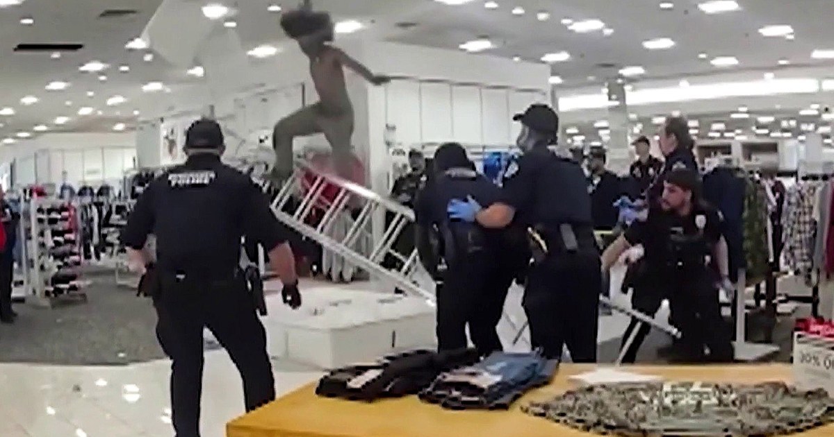 Mn Mask Order Sign Video: Suspected Burglar Falls From Ceiling of Macy’s Store