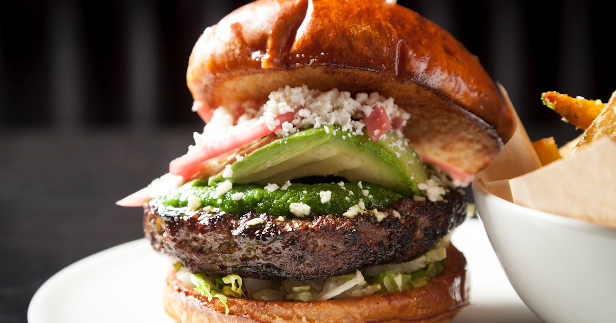 Rockit’s Green Chile Burger