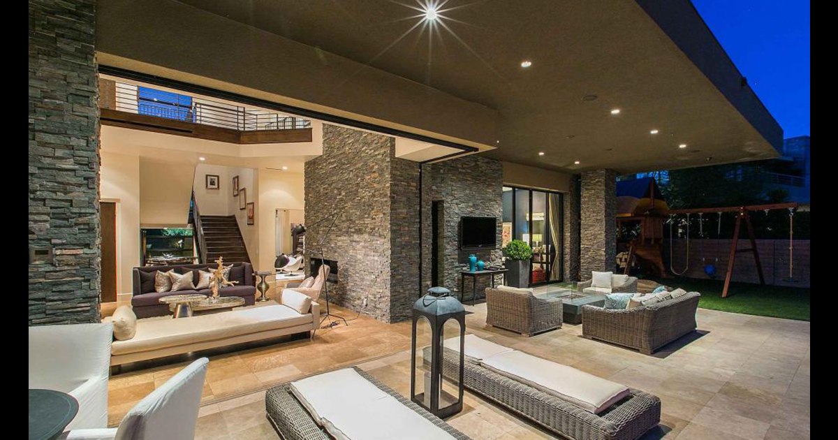 Penn and Teller's Penn Jillette buys Las Vegas home