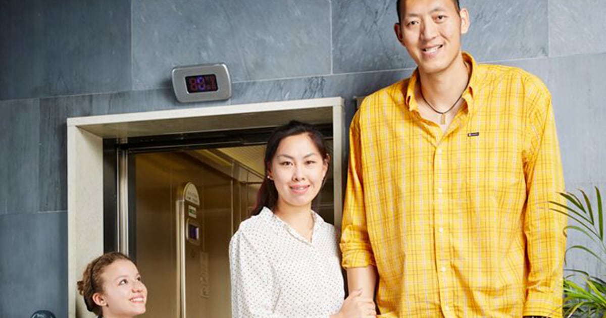Guinness World Records' tallest married couple: Sun Mingming and Xu Yan ...