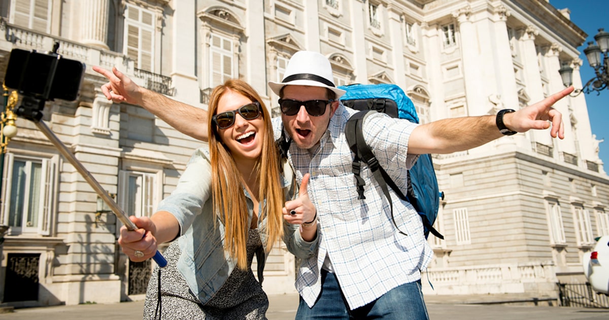 Selfie-stick etiquette: 6 tips for taking great shots (without being a