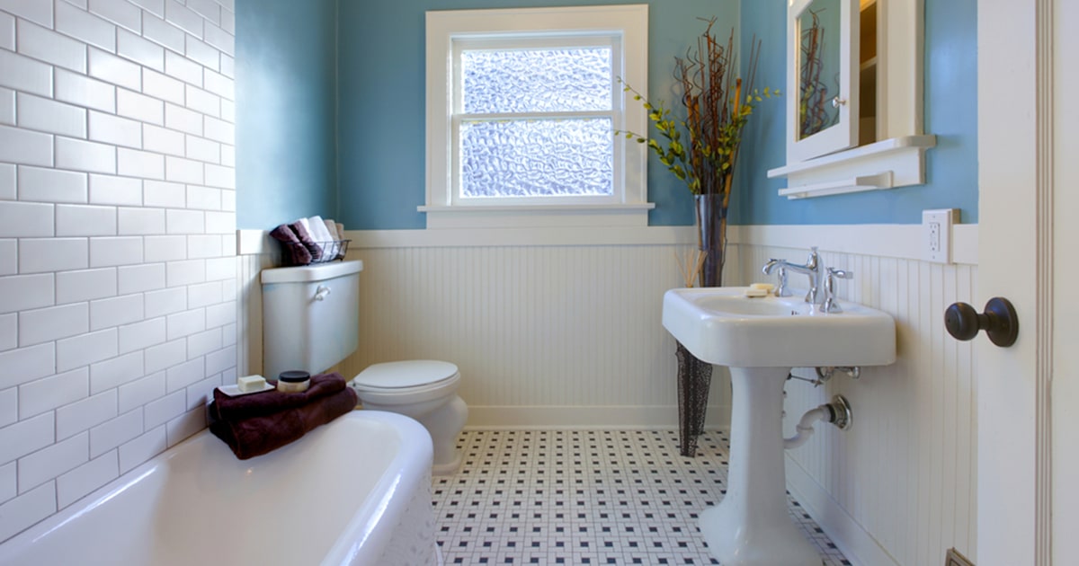 How To Clear The Air After Using Bathroom - Why Do Some Bathrooms Have Windows