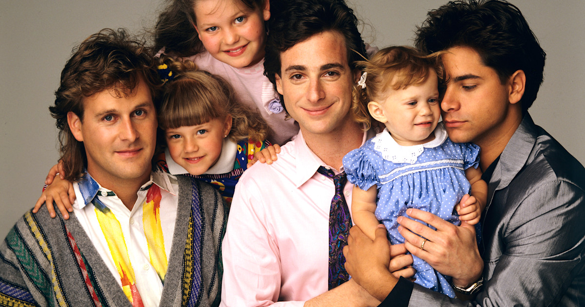 First 'Fuller House' teaser gives glimpse of Netflix reboot: 'Welcome home'