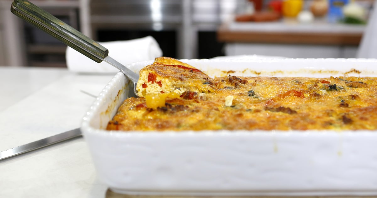Easy Italian Sausage and Peppers Breakfast Casserole
