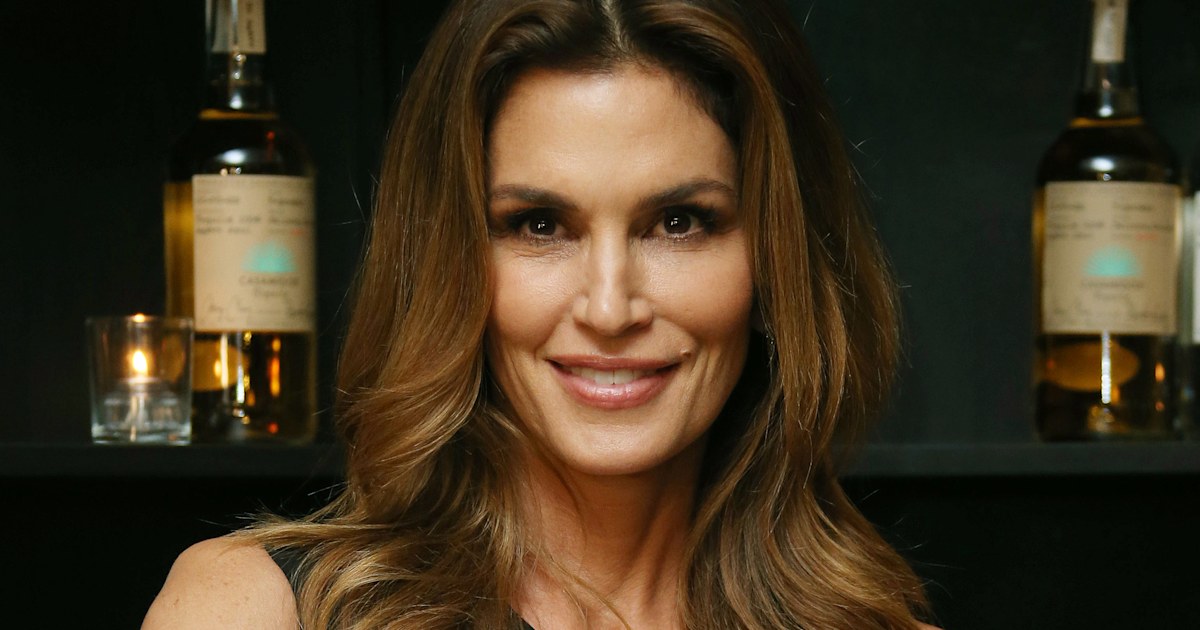 Cindy Crawford to retire from modeling at 50 years old