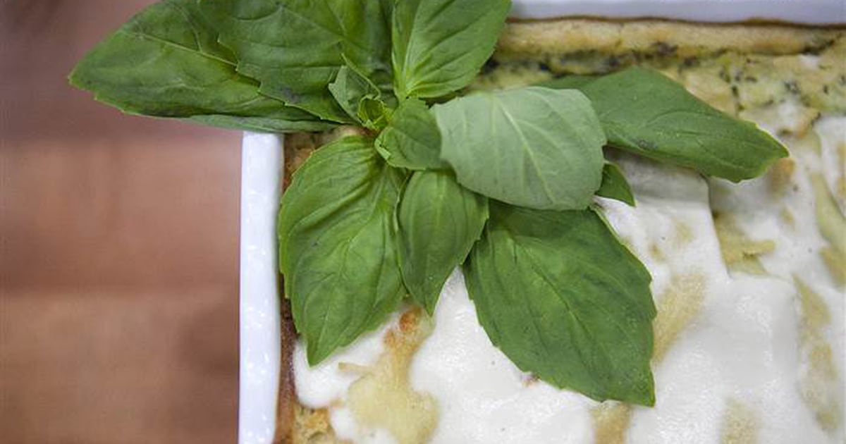 Vegan White Lasagna with Roasted Butternut Squash and Spinach Recipe
