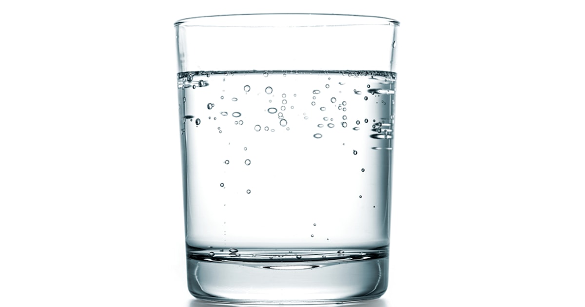 Is sparkling water bad for your teeth? Dentists weigh in