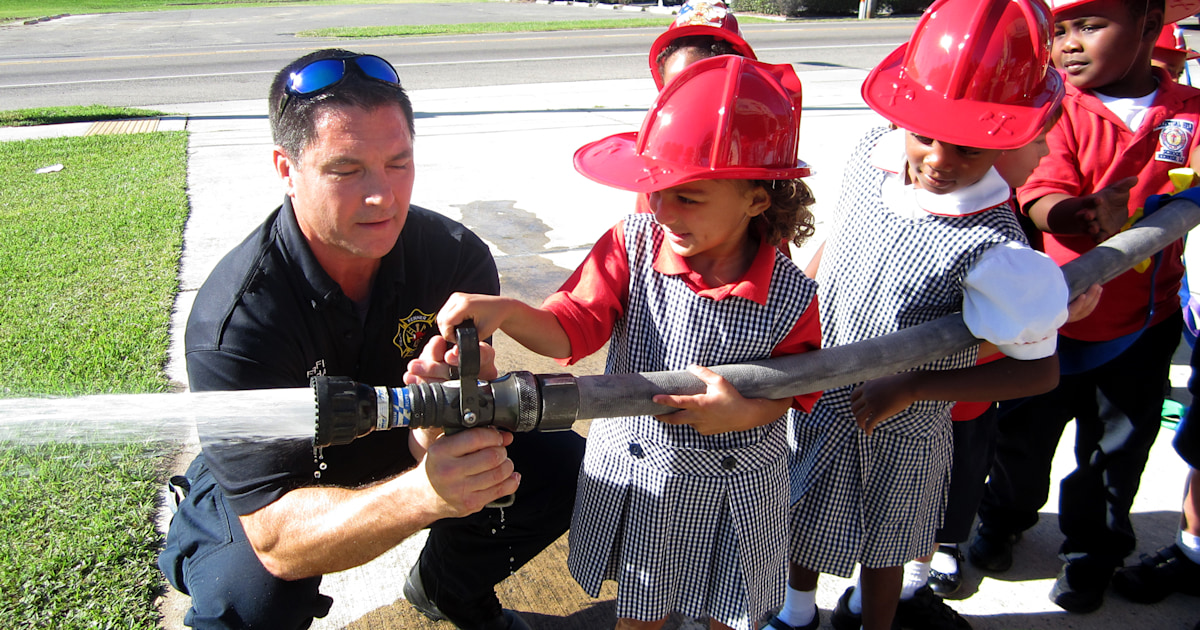 Girl, 5, leads her blind grandmother out of burning home