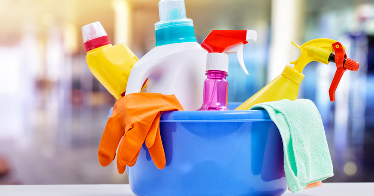 5 cleaning products that every adult should own