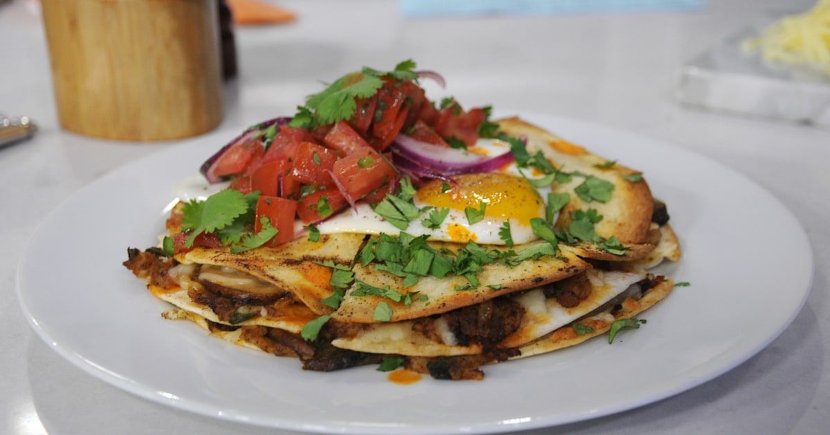 Bobby Flay's Hash Brown and Mushroom Quesadilla Recipe
