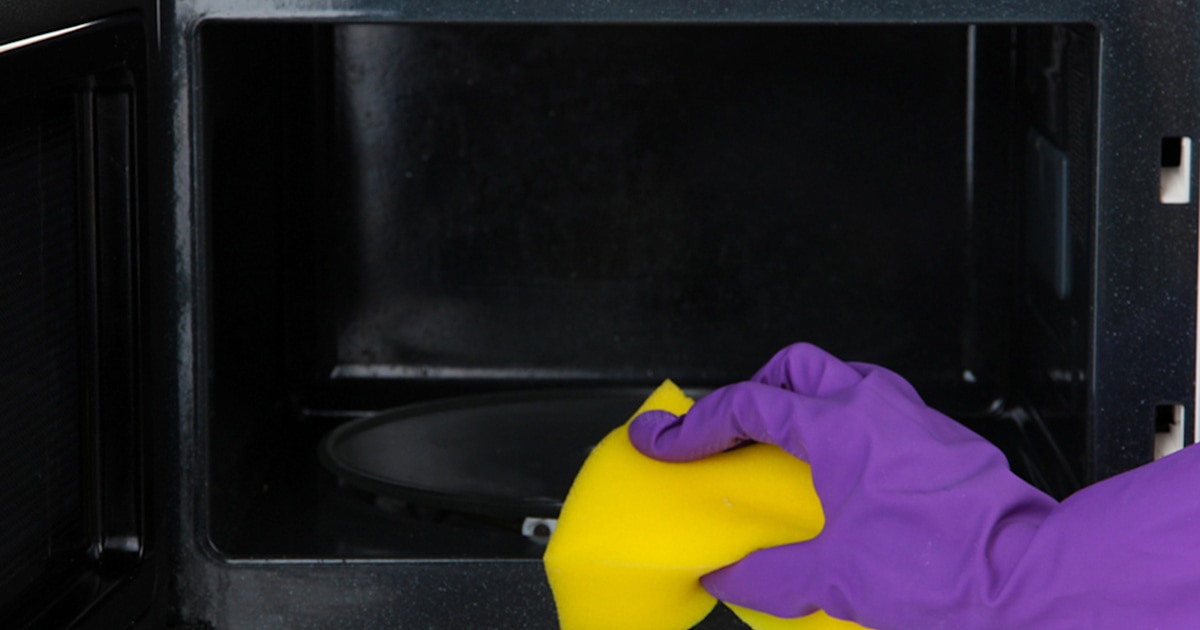 How to clean a microwave with vinegar and other hacks TODAY