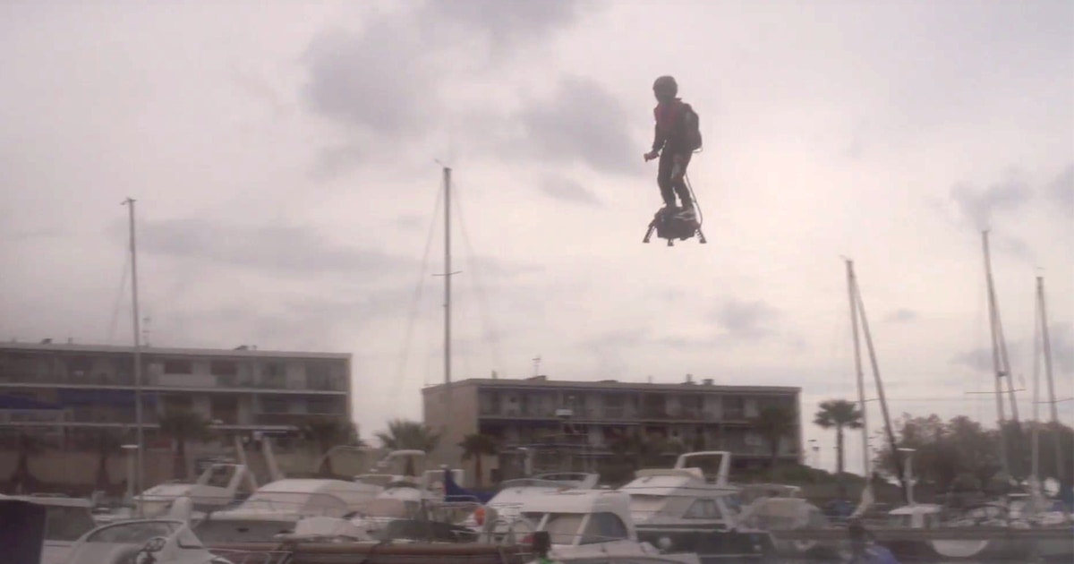 Man sets world record by flying more than 7,300 feet on a hoverboard