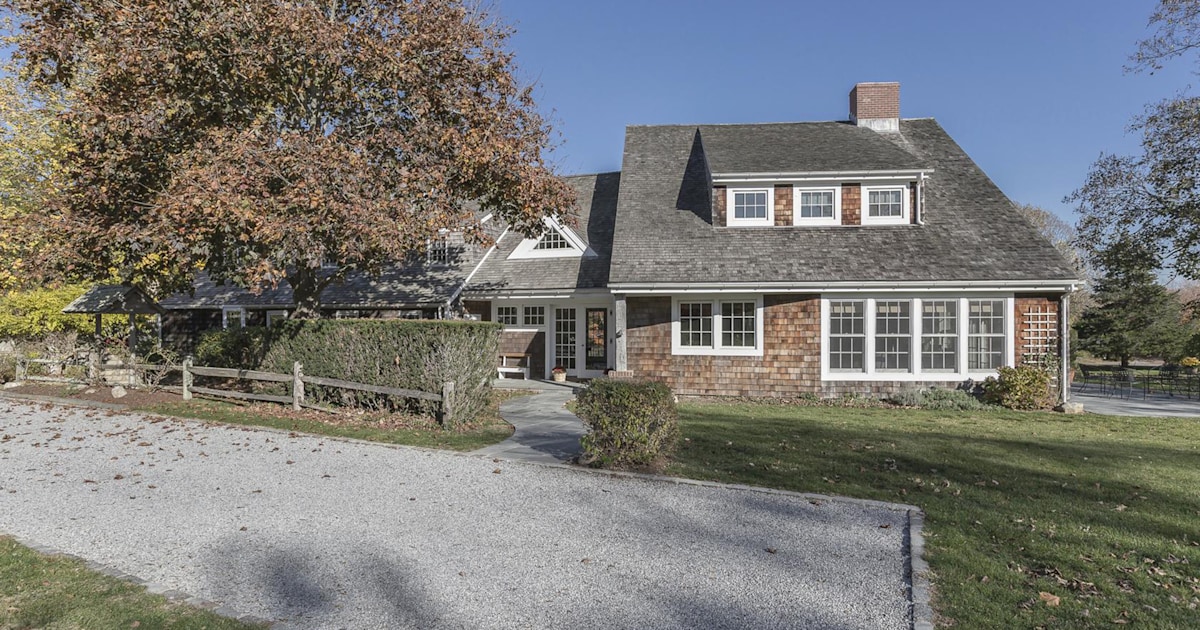 See inside the 216yearold home known as the 'Whale House'