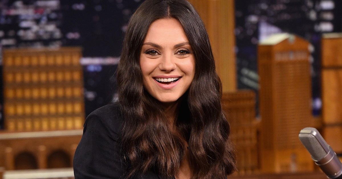 Мила кунис интервью на русском. Мила кунис в фильме по дружбе. Пары которые соединила любовь актеры и роли. Lovely mila. Mila love kande.