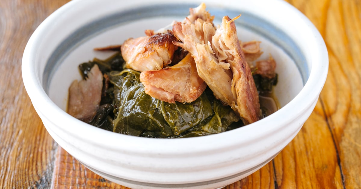 Collard Greens with Smoked Turkey and Potlikker recipe