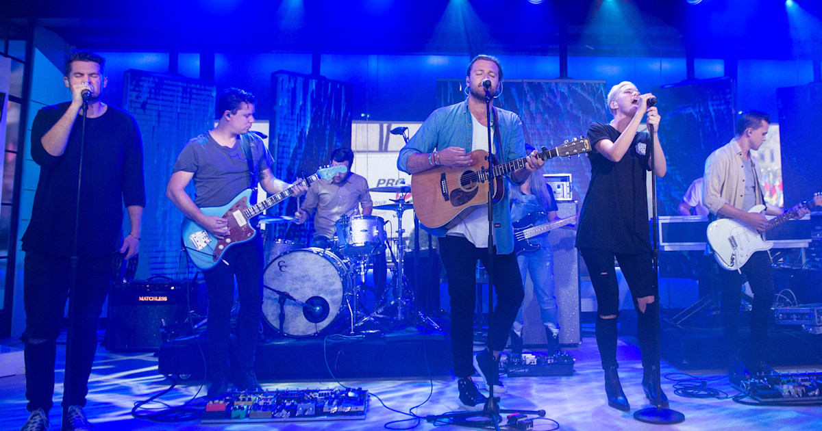 Hillsong United performs 'Oceans' on TODAY, talks new documentary