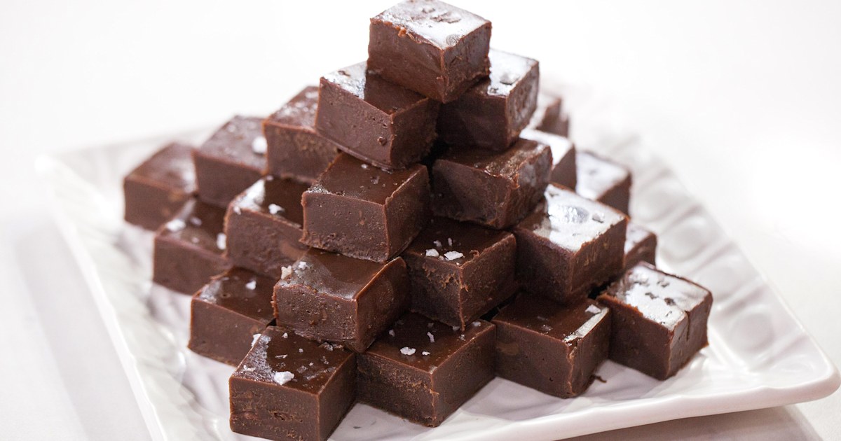 Slow cooker fudge deals