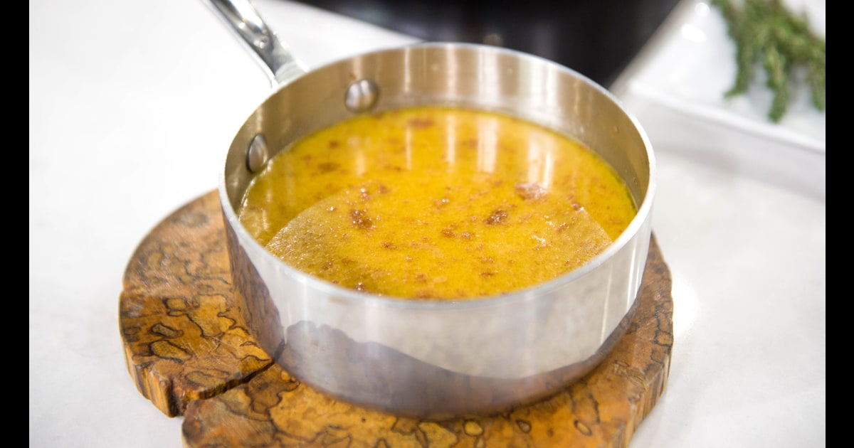 White Wine and Herb Gravy with Bacon recipe