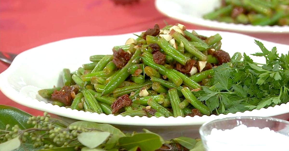 Crisp Green Beans with SunDried Tomatoes