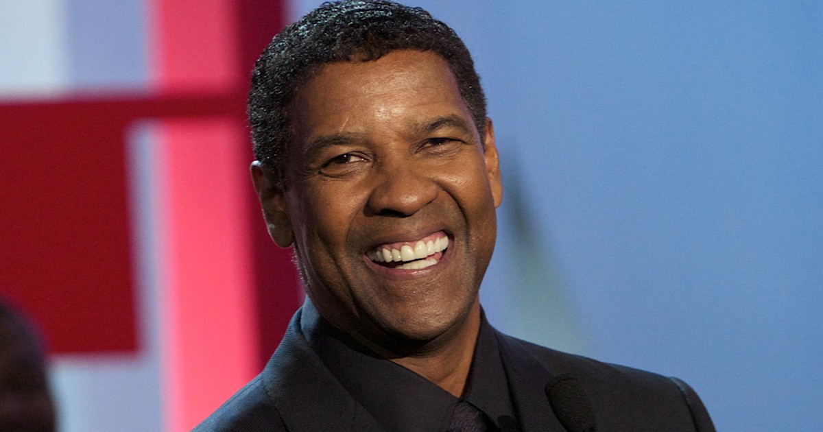 Denzel Washington pays visit to his childhood librarian on her 99th