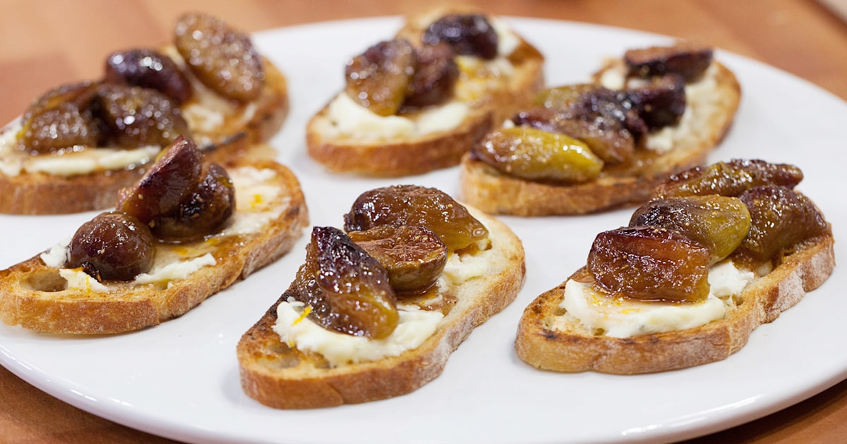 Ina Garten's Fig and Goat Cheese Bruschetta recipe