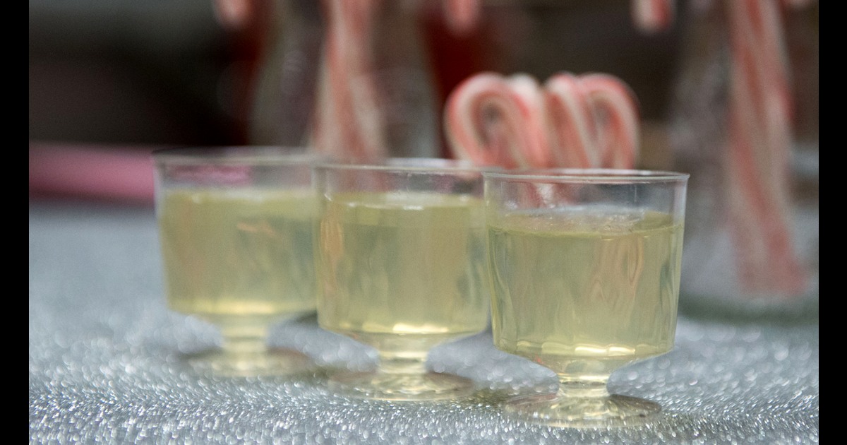 Champagne Jello Shots Recipe I used champagne but some people also like to use vodka. champagne jello shots recipe
