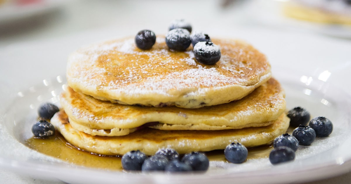 Lemon Blueberry Ricotta Pancakes