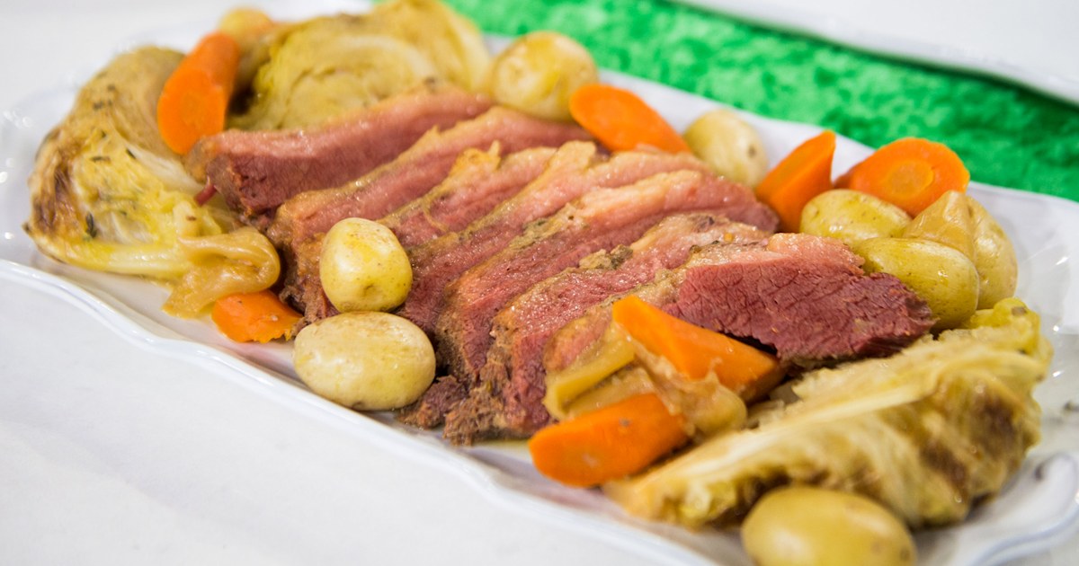 Irish recipes: Corned beef and cabbage and apple cakes