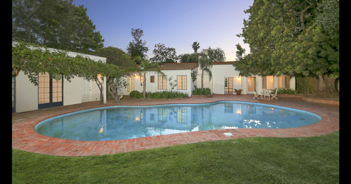 Marilyn Monroe's home in Brentwood, Los Angeles, sold