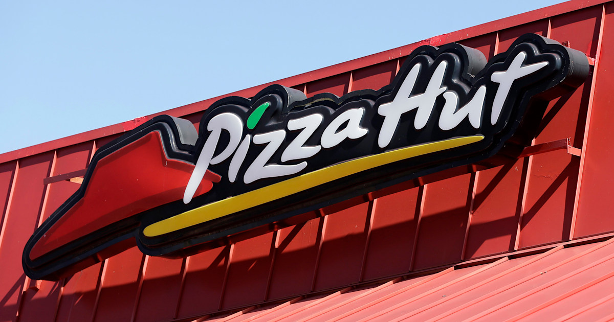 Pizza Hut prepares for the Super Bowl by changing its name