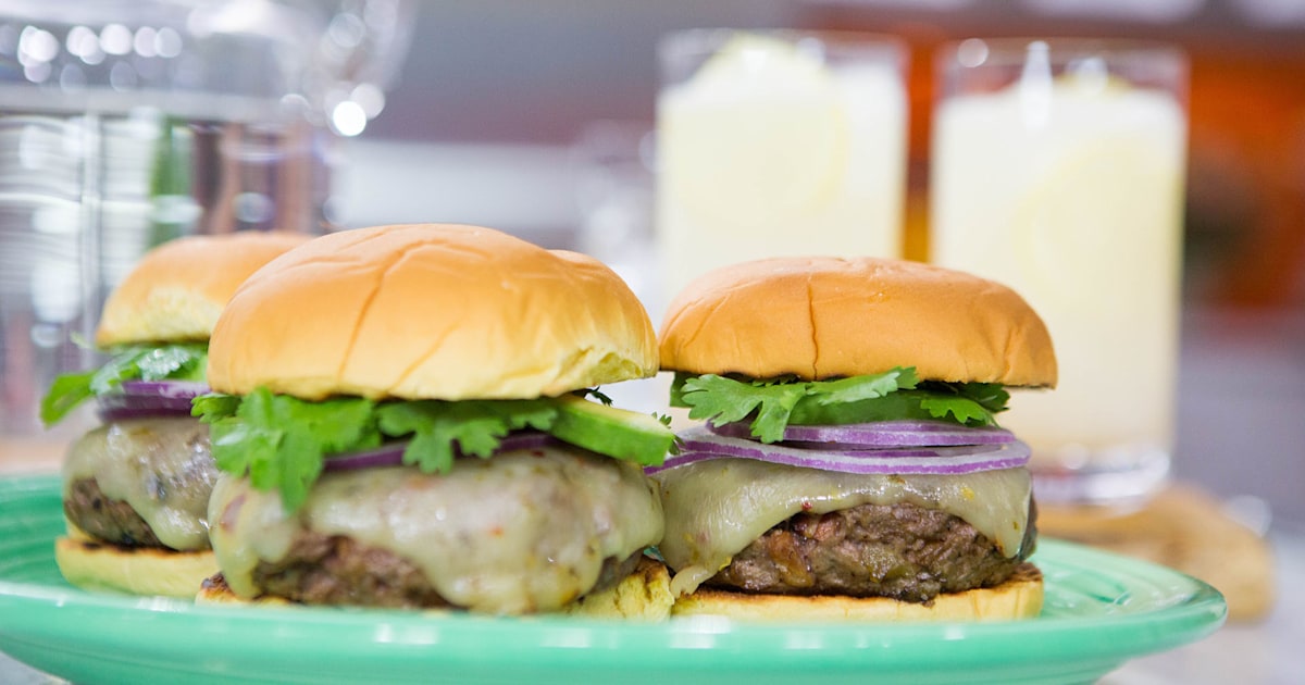 Sunny's Nacho Bacon Burger Recipe