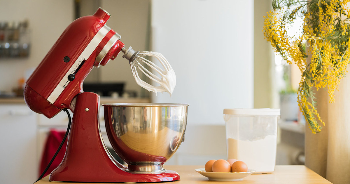 How to clean a stand mixer the to do it