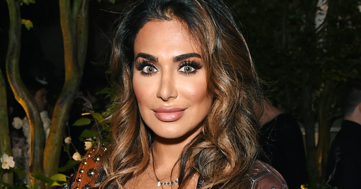 How Makeup Mogul Huda Kattan Is Teaching Her Daughter Body Positivity 9879