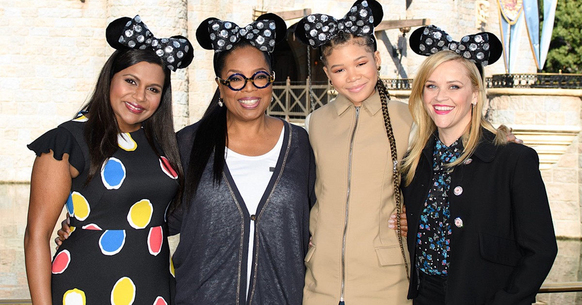 Oprah, Reese Witherspoon and Mindy Kaling hang out at Disneyland(01)