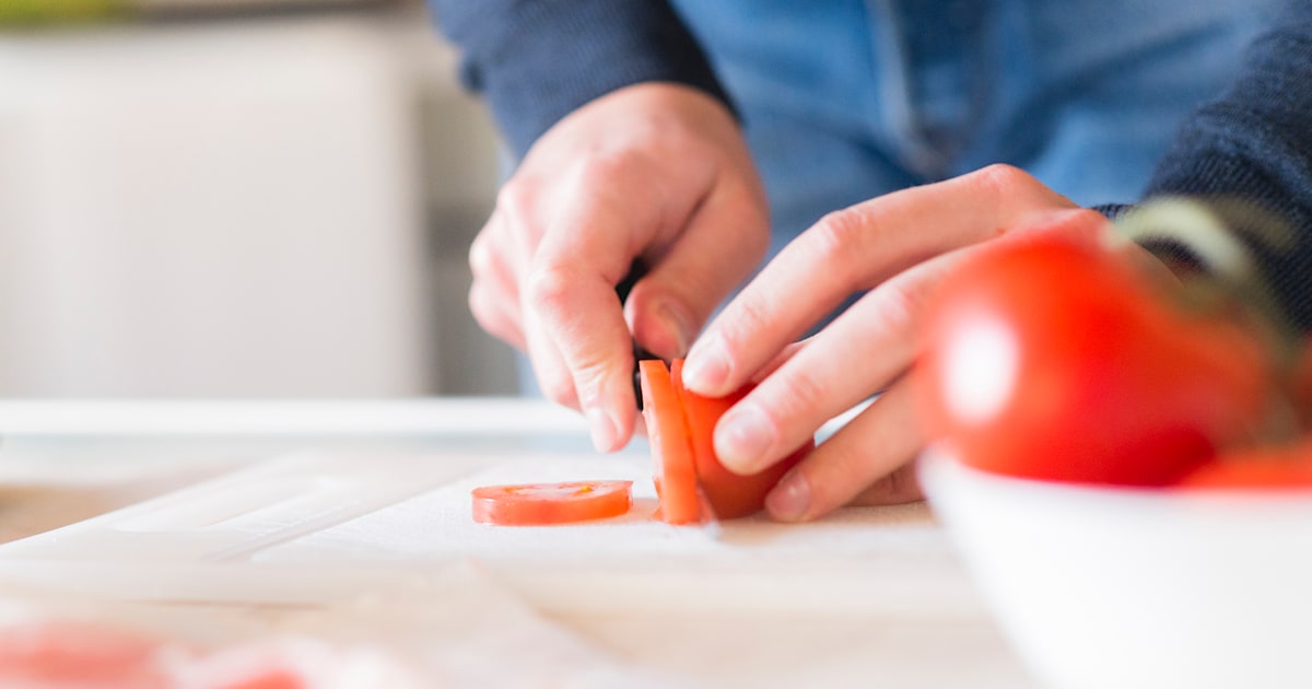 Amazon's OXO cutting board is dishwasher safe & cheap