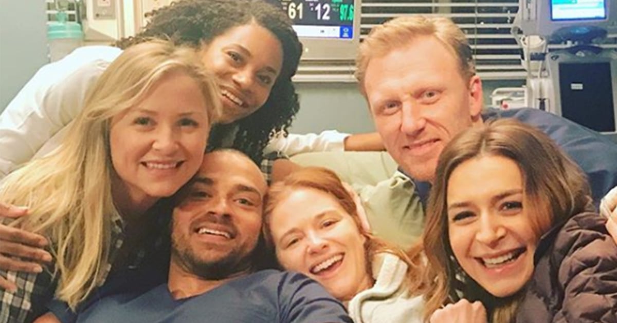 Sarah Drew Celebrates Grey S Anatomy Cast With Sweet — And Heartbreaking — Pics