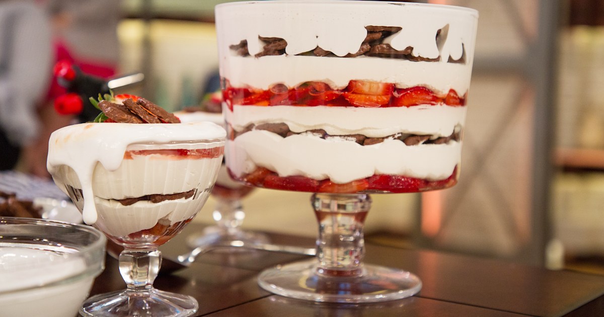 S'mores Strawberry Shortcake Trifle Dessert Recipe